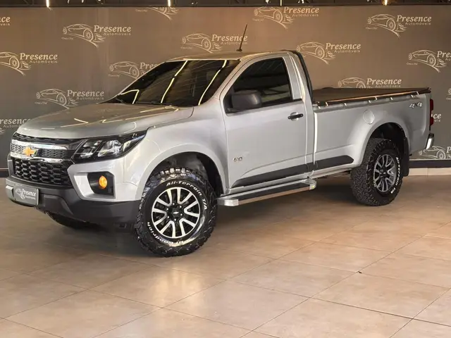 Carro Chevrolet S10 Cabine Simples 2021 S10 2.8 CTDi Cabine Simples LS 4WD