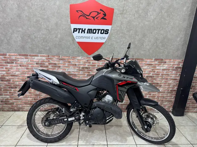 Moto Yamaha XTZ 250 Lander 2025 Connected
