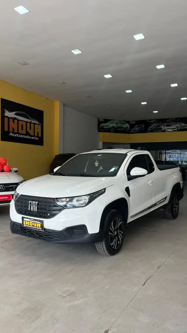 Carro Fiat Strada 2023 Endurance 1.4 Cabine Plus (Flex)