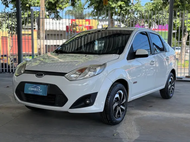 Carro Ford Fiesta Sedan 2013 Sed. 1.6 8V Flex 4p