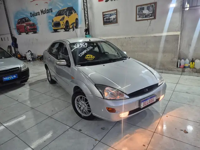 Carro Ford Focus Sedan 2003 Ghia 2.0 16V