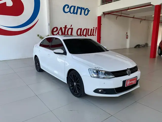 Carro Volkswagen Jetta 2014 2.0 Comfortline Tiptronic (Flex)