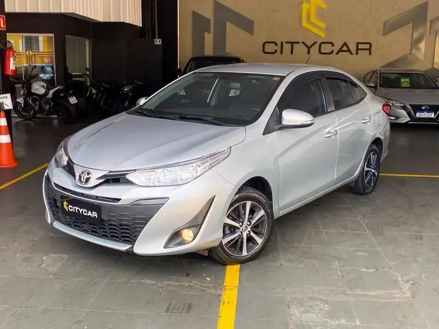 Carro Toyota Yaris Sedan 2020 1.5 XS CVT (Flex)