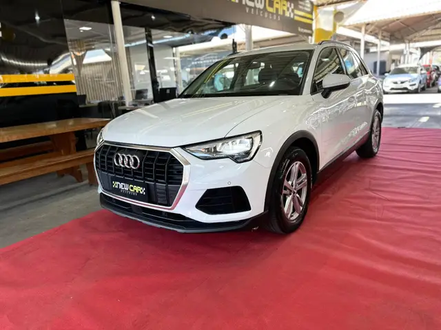 Carro Audi Q3 2020 1.4 TFSI Black Edition S Tronic (Flex)