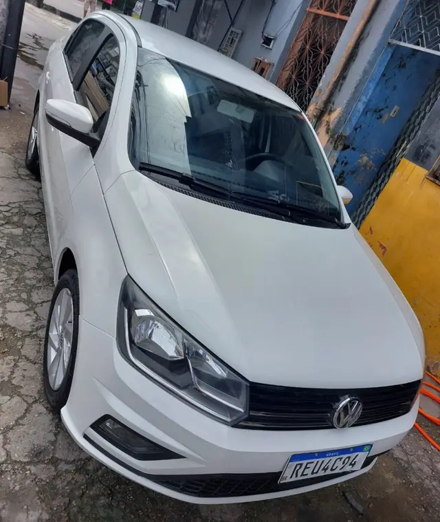 Carro Volkswagen Voyage 2022 1.6