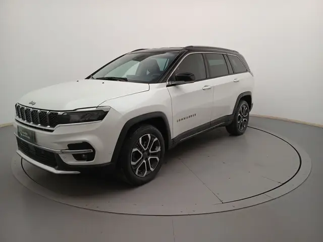 Carro Jeep Commander 2023 Limited 1.3 T270