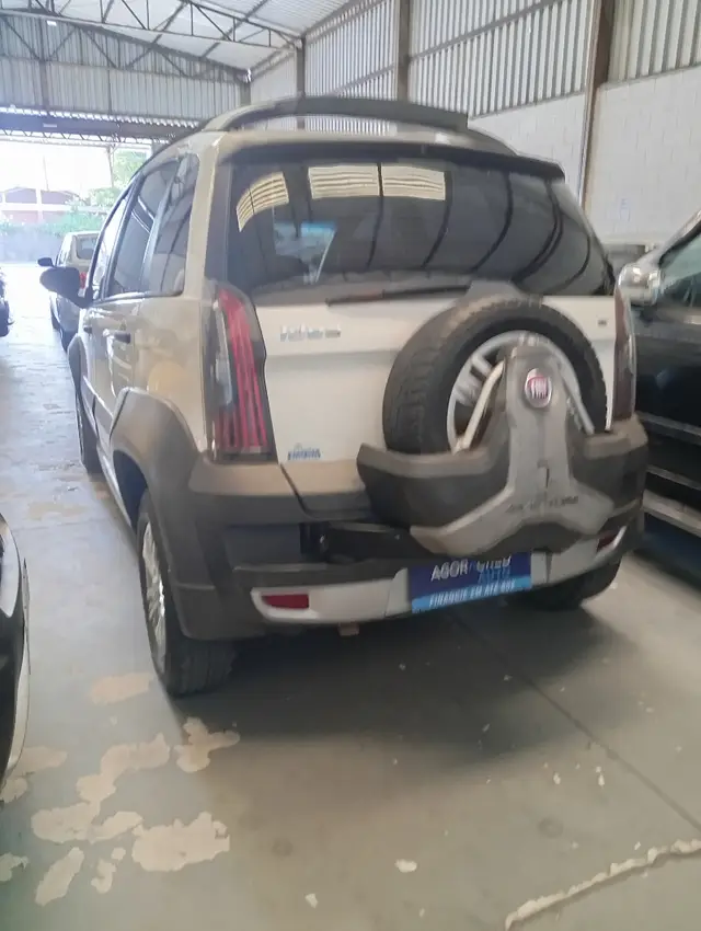 Carro Fiat Idea 2014 Adventure 1.8 16V E.TorQ (Flex)