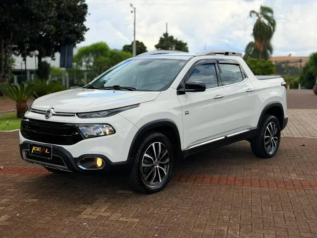 Carro Fiat Toro 2021 Volcano 2.4 AT9 4x2 (Flex)