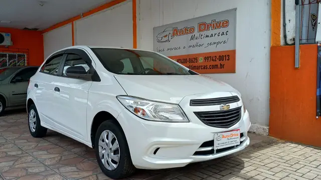 Carro Chevrolet Onix 2015 1.0 LS SPE/4