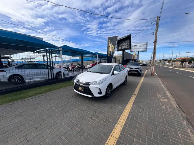 Carro Toyota Yaris 2025 XL 1.5 (Flex) (Aut)