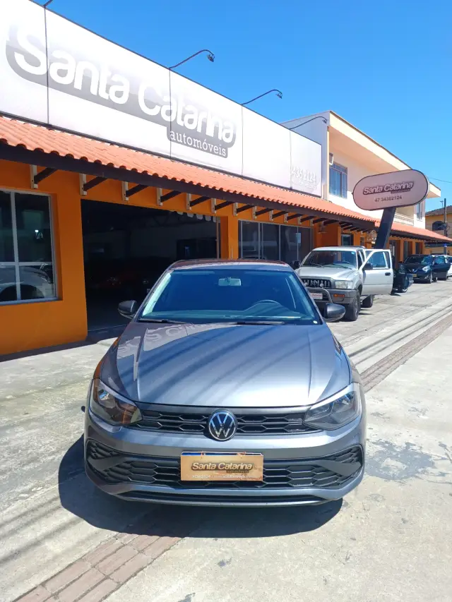 Carro Volkswagen Polo 2025 Track 1.0 Flex 12V 5p