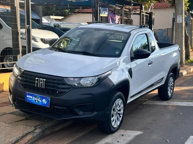Carro Fiat Strada 2023 Endurance 1.4 Cabine Plus (Flex)