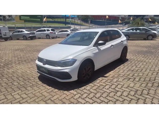 Carro Volkswagen Polo 2025 Track 1.0 Flex 12V 5p