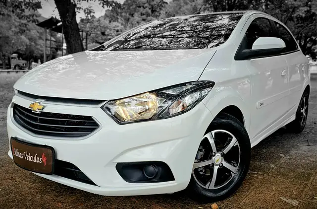 Carro Chevrolet Onix 2019 1.0 LT SPE/4