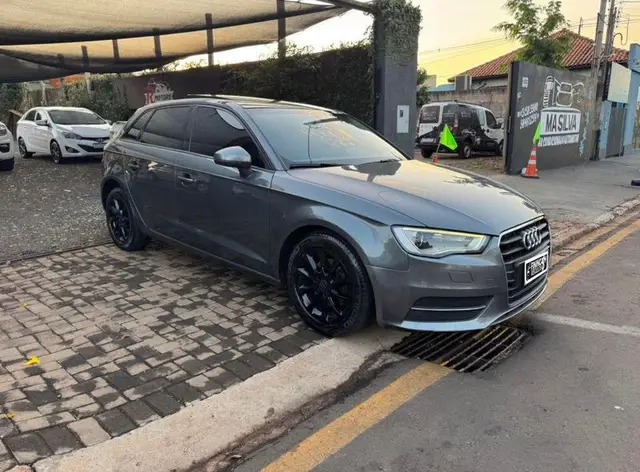 Carro Audi A3 2014 1.4 TFSI Attraction S Tronic