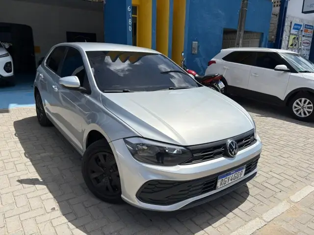 Carro Volkswagen Polo 2024 Track 1.0 Flex 12V 5p