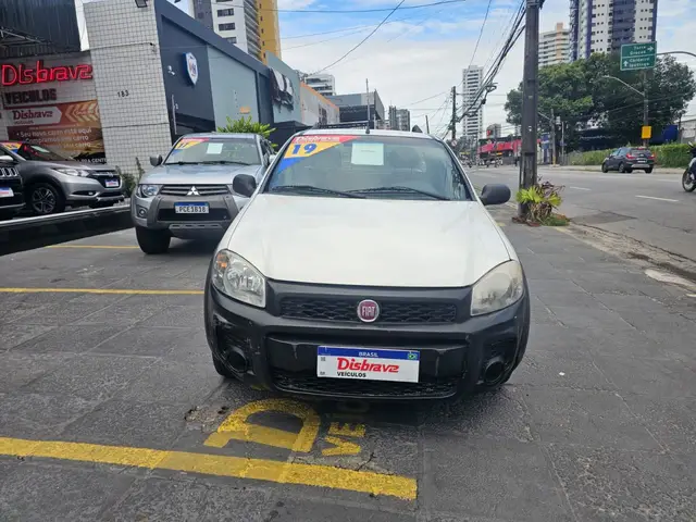 Carro Fiat Strada 2019 Working 1.4 (Flex)
