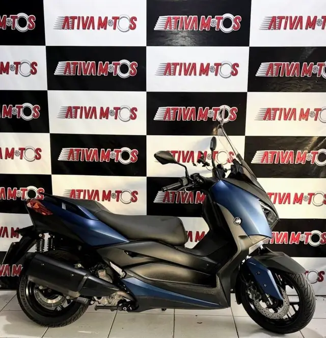 Moto Yamaha XMax 2021 250 (ABS)