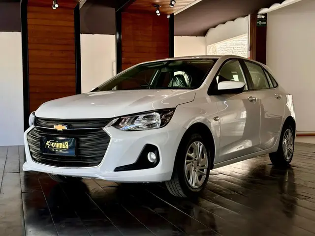 Carro Chevrolet Onix 2025 LT 1.0