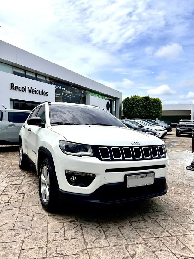 Carro Jeep Compass 2018 2.0 Sport 4x2 (Aut) (Flex)