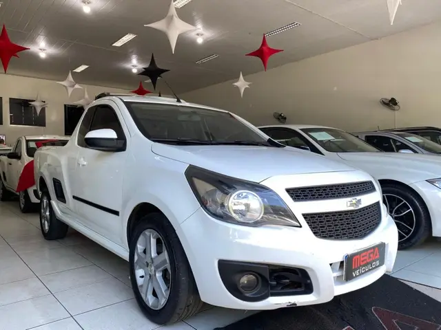 Carro Chevrolet Montana 2015 Sport 1.4 (Flex)
