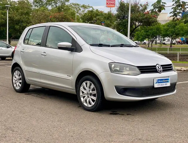 Carro Volkswagen Fox 2013 1.6 VHT (Flex)