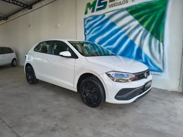 Carro Volkswagen Polo 2024 Track 1.0 Flex 12V 5p