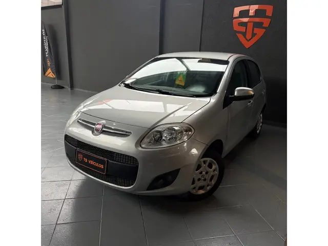 Carro Fiat Palio Weekend 2014 Attractive 1.4 8V (Flex)