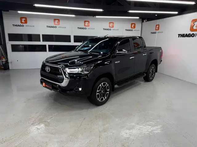 Carro Toyota Hilux Cabine Dupla 2024 SRV 4x4 2.8 Diesel