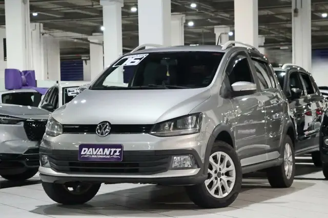 Carro Volkswagen CrossFox 2016 1.6 16v MSI I-Motion (Flex)