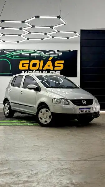 Carro Volkswagen Fox 2010 1.0 8V (Flex) 2p