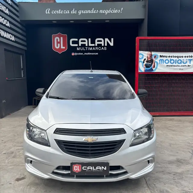 Carro Chevrolet Onix 2019 1.0 Joy SPE/4
