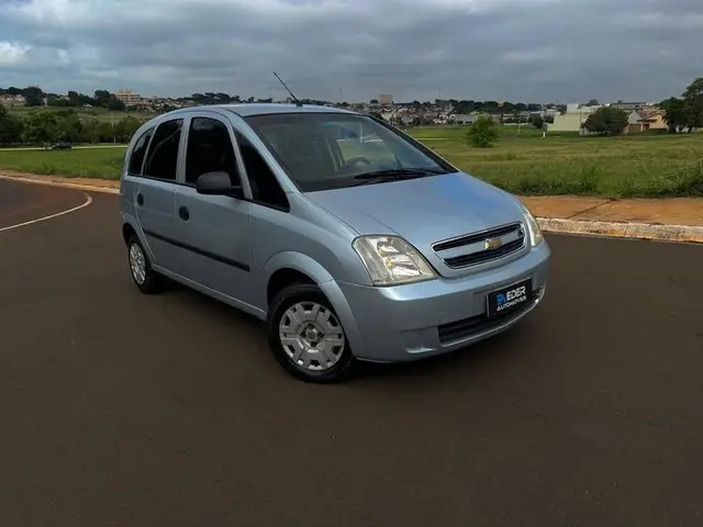 Carro Chevrolet Meriva 2011 Joy 1.4 (Flex)