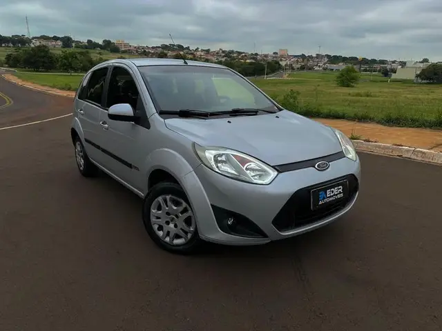 Carro Ford Fiesta Hatch 2013 1.6 (Flex)