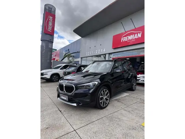 Carro BMW X1 2022 sDrive20i 2.0 Turbo (Aut.)