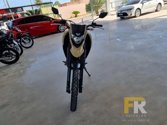 Moto Yamaha XTZ 250 Lander 2023 ABS