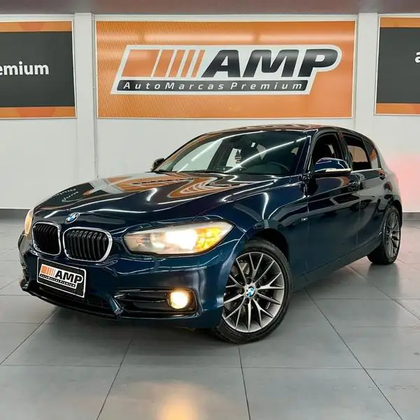 Carro BMW 120i 2016 120i Sport ActiveFlex