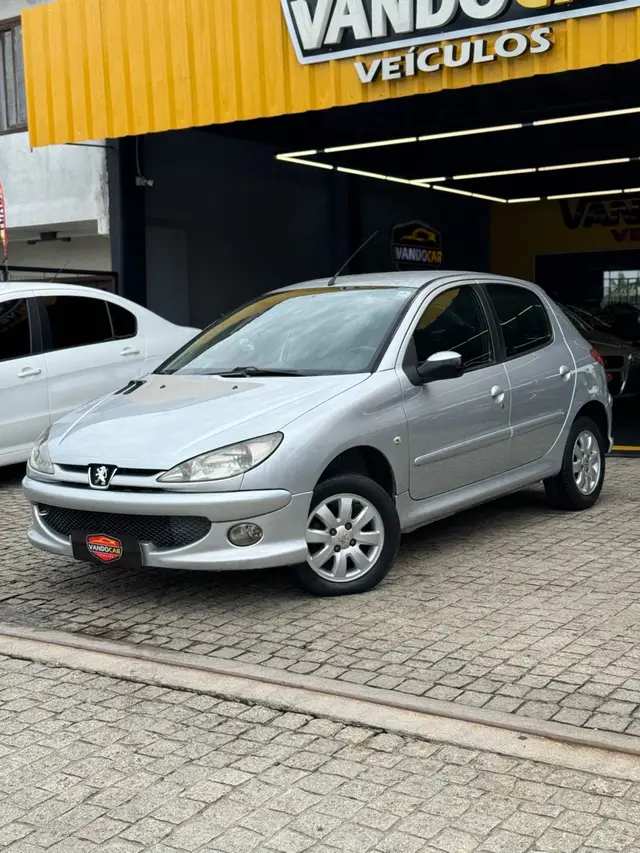 Carro Peugeot 206 2008 Hatch. Presence 1.4 8V (flex) 2p