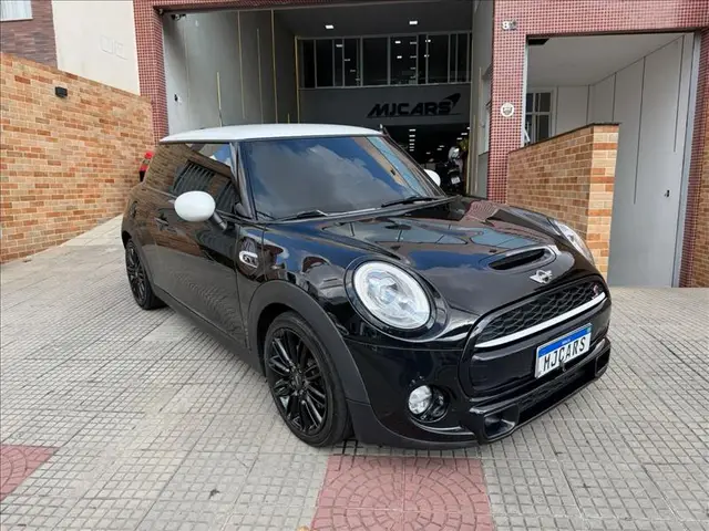 Carro MINI Cooper 2017 2.0 S Exclusive (Aut) 2p