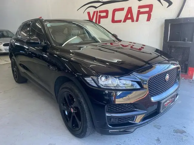 Carro Jaguar F-Pace 2017 2.0D Prestige 4WD