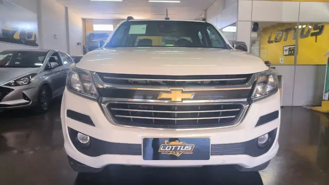 Carro Chevrolet S10 Cabine Dupla 2017 S10 2.5 ECOTEC SIDI LTZ 4WD (Cabine Dupla)