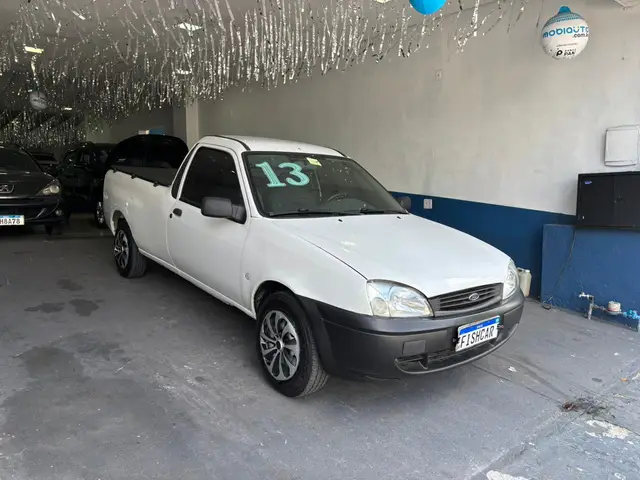 Carro Ford Courier 2013 L 1.6 (Flex)