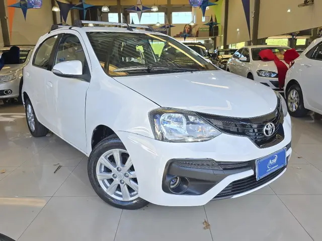 Carro Toyota Etios 2020 X Plus 1.5 (Flex)