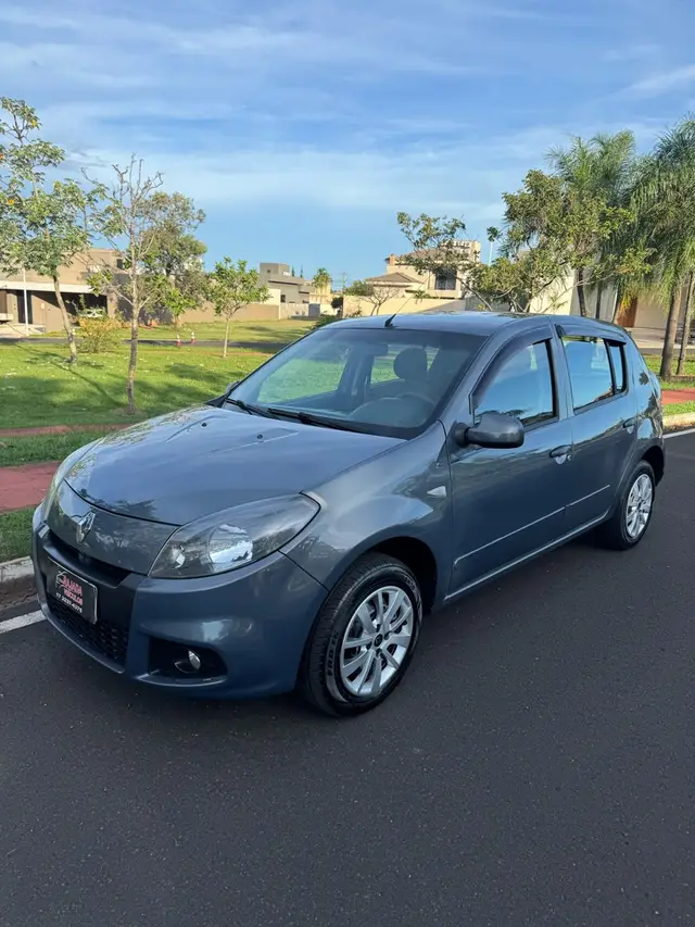 Carro Renault Sandero 2014 Expression 1.6 8V (flex)