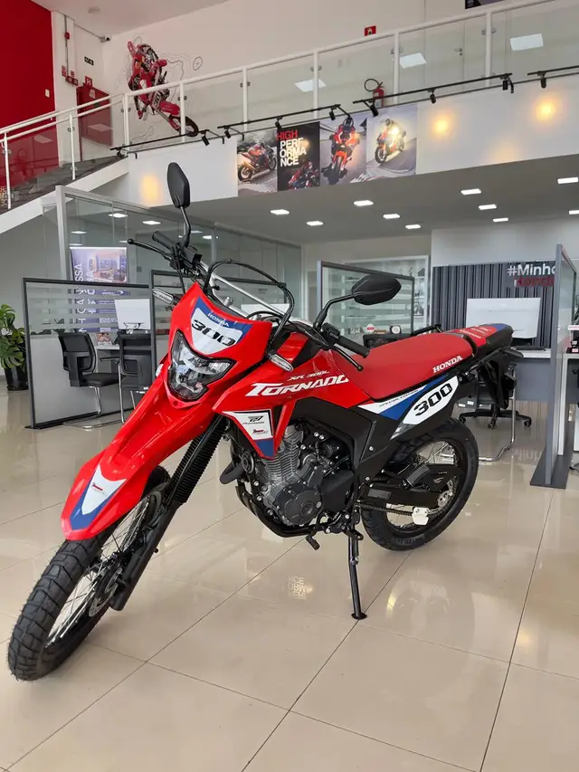 Moto Honda XR 300L 2026 Tornado