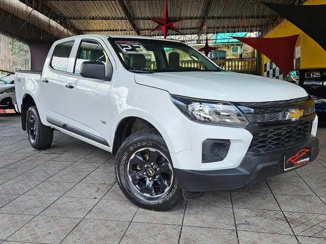 Carro Chevrolet S10 Cabine Dupla 2023 LS 2.8 Turbodiesel