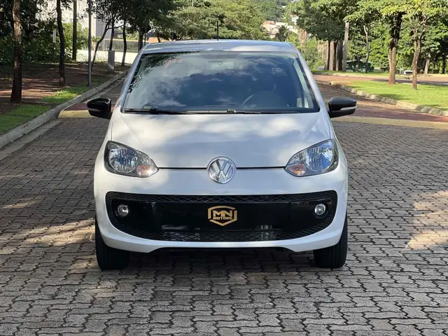 Carro Volkswagen Up! 2017 1.0 12v E-Flex move up!