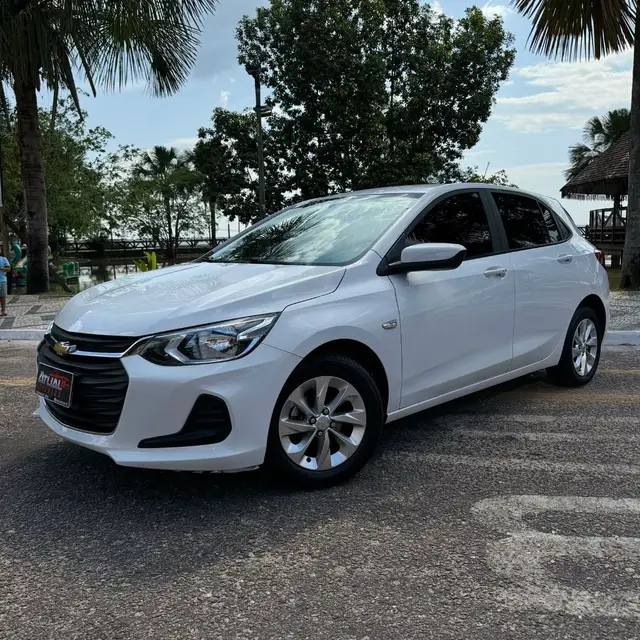 Carro Chevrolet Onix 2023 LT 1.0