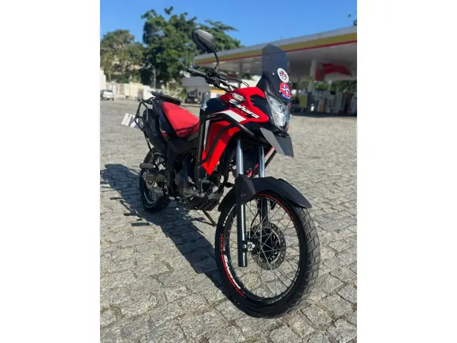 Moto Honda XRE Sahara 300 2025 Rally
