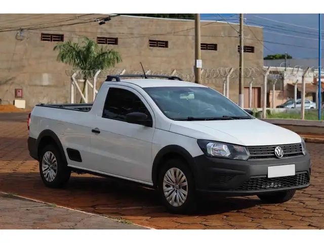 Carro Volkswagen Saveiro 2023 Robust 1.6 MSI CS (Flex)